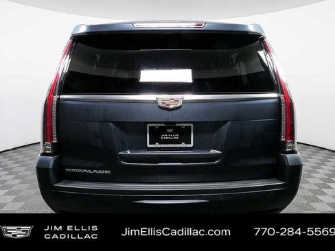 Used 2020 Cadillac Escalade ESV Platinum image 29