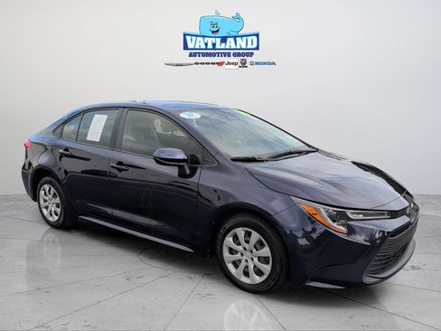 Used 2023 Toyota Corolla LE image 7