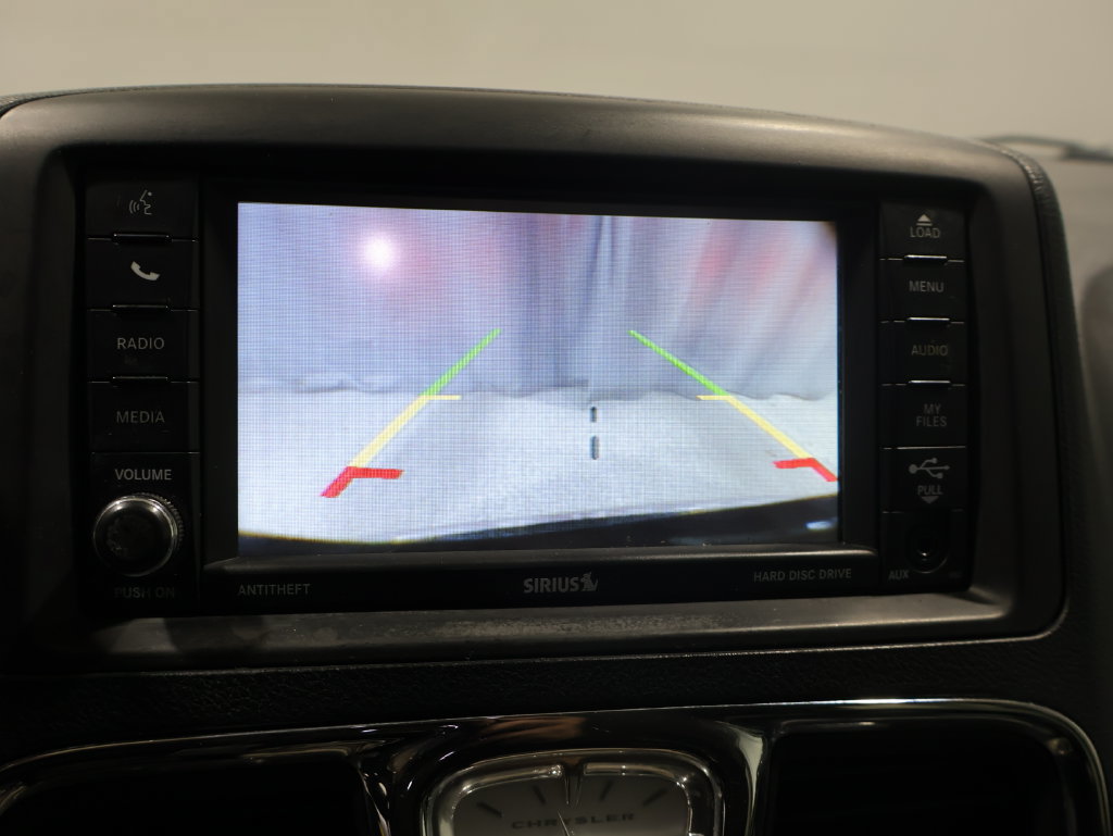 Used 2012 Chrysler Town & Country Touring w/ Entertainment Group #1 FWD image 24