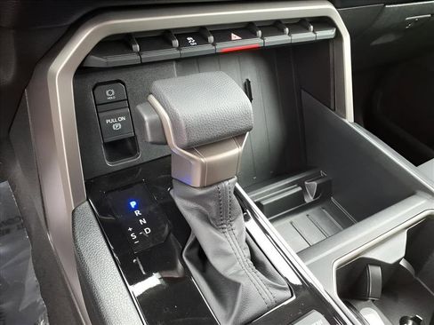 Used 2023 Toyota Tundra SR5 image 19