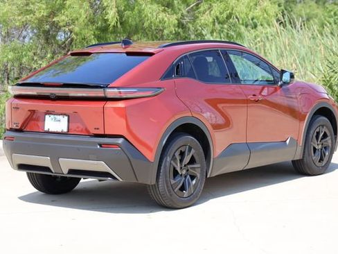 New 2026 Toyota C-HR AWD/4WD image 8