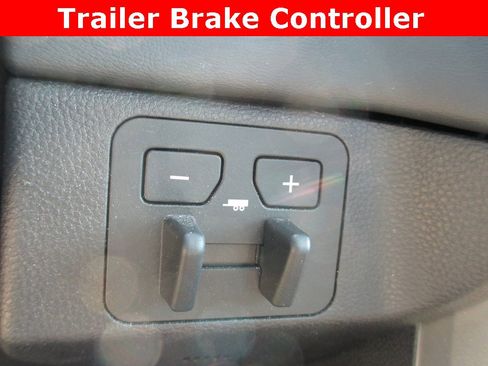 Used 2024 Toyota Tundra Platinum image 18