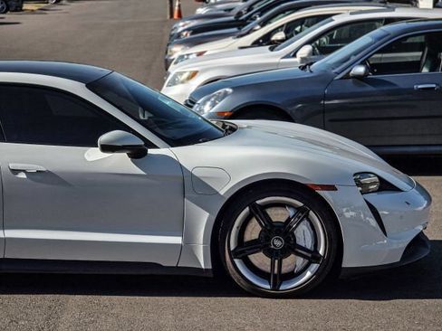 Used 2020 Porsche Taycan 4S AWD/4WD image 16
