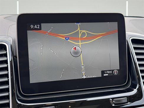 Used 2019 Mercedes-Benz GLS 450 4MATIC image 14