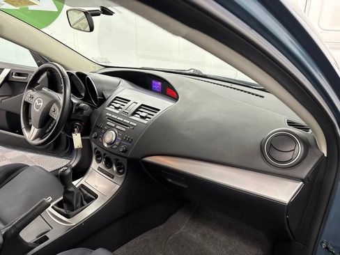 Used 2011 MAZDA MAZDA3 s Sport FWD image 17