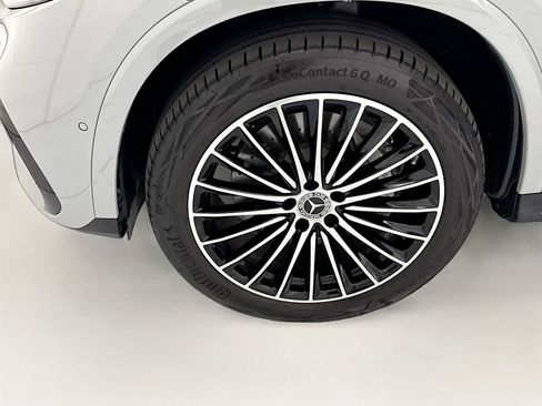 Certified 2026 Mercedes-Benz GLC 300 image 29