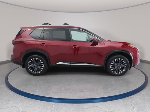 New 2026 Nissan Rogue Platinum w/ Platinum Premium Package AWD/4WD image 4