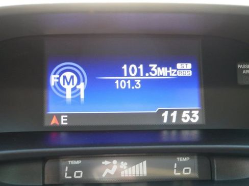 Used 2015 Acura RDX AWD image 18