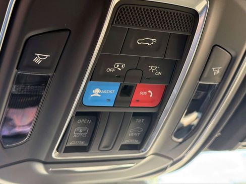New 2027 Jeep Grand Cherokee 4WD image 17
