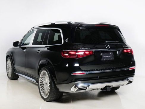 Used 2024 Mercedes-Benz Maybach GLS 600 4MATIC image 39