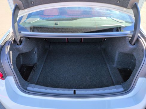 New 2026 BMW 330i Sedan w/ Convenience Package image 32