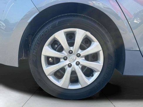 Used 2025 Toyota Corolla LE FWD image 62