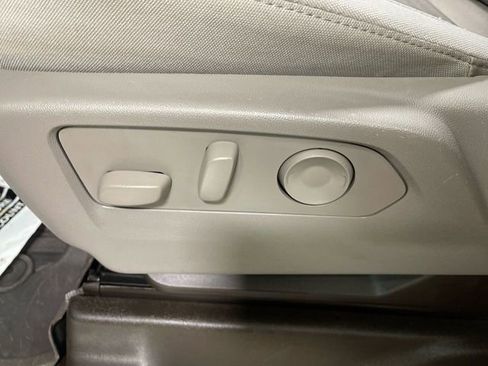 Used 2024 GMC Sierra 2500 SLE w/ SLE Value Package; image 12