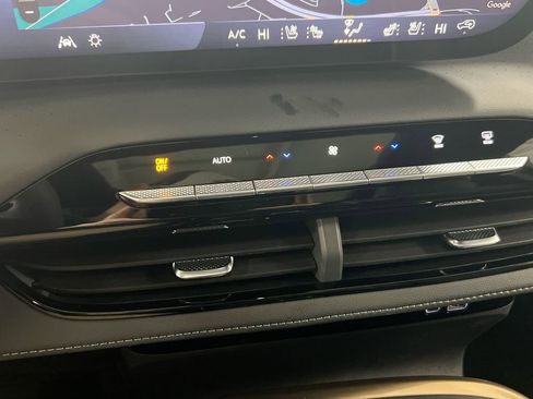 New 2026 Buick Enclave Avenir w/ Super Cruise Package image 16