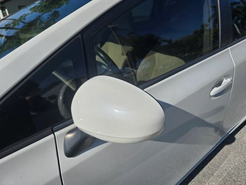 Used 2013 Toyota Prius V Three FWD image 10