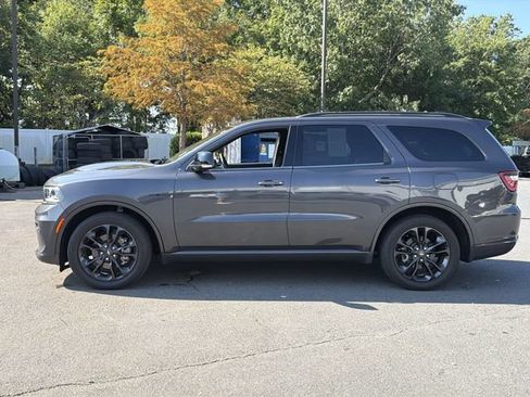 Used 2023 Dodge Durango R/T RWD image 10