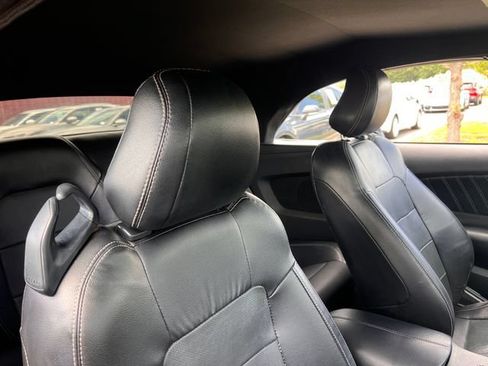 Used 2020 Ford Mustang Premium RWD image 27
