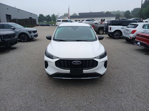 Used 2023 Ford Escape Active AWD/4WD image 9