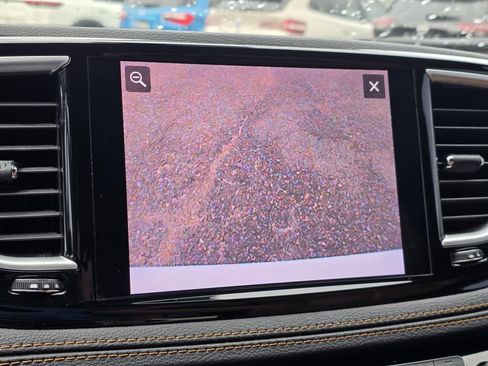Used 2022 Chrysler Pacifica Pinnacle FWD image 25