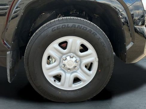 Used 2026 Toyota Tundra SR image 8