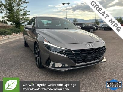 Used 2022 Hyundai Elantra SEL w/ Convenience + Premium Package