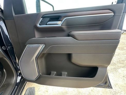 New 2026 GMC Sierra 2500 Denali w/ Denali Reserve Package AWD/4WD image 33
