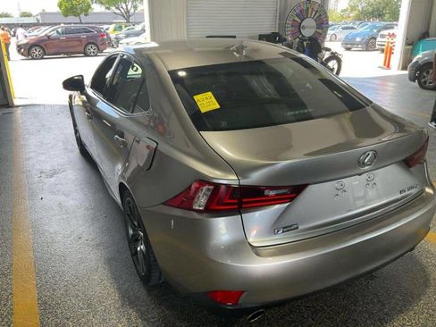 Used 2016 Lexus IS 350 RWD image 12