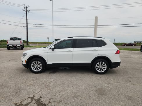 Used 2019 Volkswagen Tiguan S FWD image 4