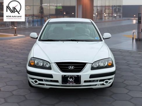 Used 2004 Hyundai Elantra GT FWD image 3