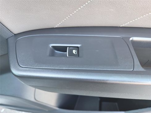 Used 2022 Volkswagen Atlas SEL image 35