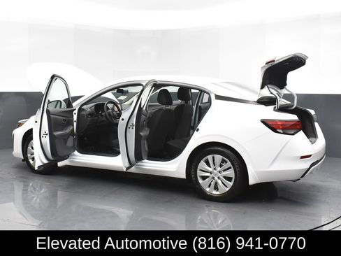 Used 2025 Nissan Sentra S image 30