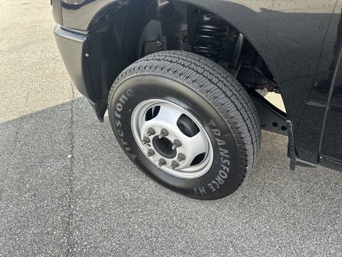 Used 2023 RAM 3500 Tradesman w/ Bed Utility Group image 12