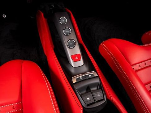 Used 2018 Ferrari 488 Spider RWD image 49