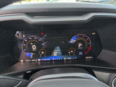 Used 2024 Chevrolet Colorado Trail Boss w/ Advanced Trailering Package AWD/4WD image 23