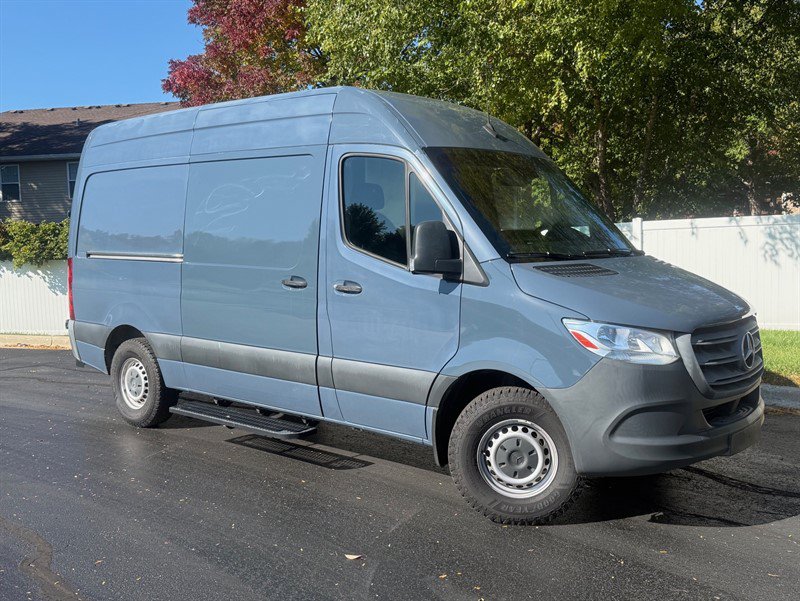 Used 2019 Mercedes-Benz Sprinter 144 image 1