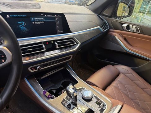 Used 2023 BMW X5 xDrive45e w/ Executive Package image 16