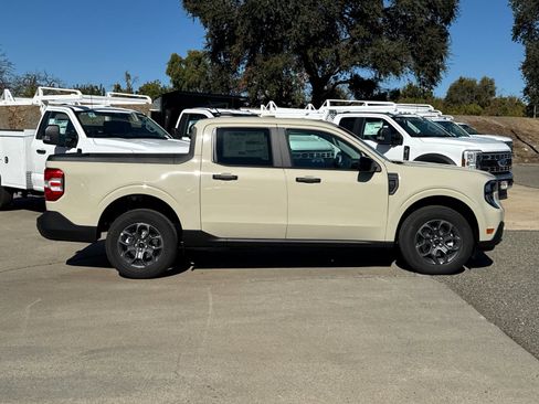 New 2025 Ford Maverick XLT w/ XLT Luxury Package image 2