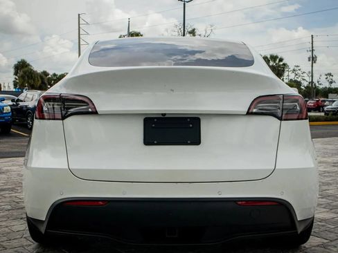 Used 2022 Tesla Model Y Performance AWD/4WD image 7