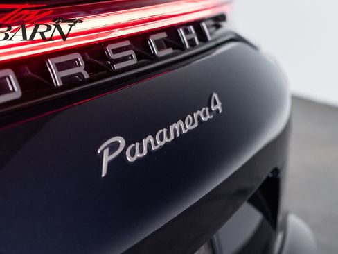 Used 2022 Porsche Panamera 4 Platinum Edition AWD/4WD image 14