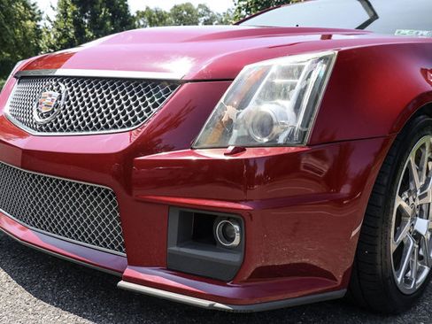 Used 2010 Cadillac CTS V w/ Wood Trim Package RWD image 92
