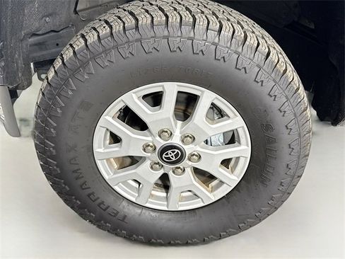 Certified 2024 Toyota Tacoma SR5 image 4