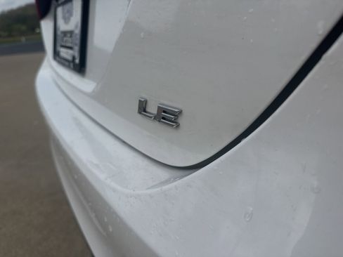 Used 2024 Toyota Camry LE image 7