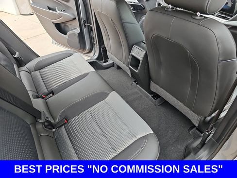 New 2026 Chevrolet Trax LT w/ Sunroof Package FWD image 11
