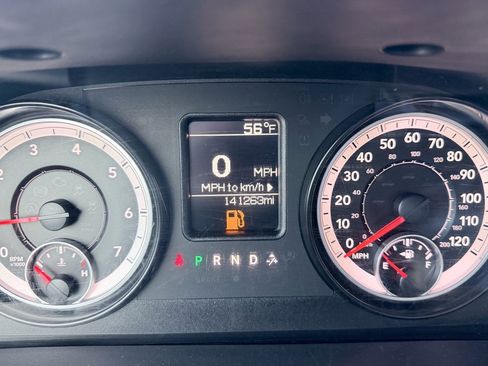 Used 2015 RAM 1500 Express image 10