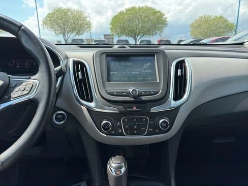 Used 2018 Chevrolet Equinox LT image 20