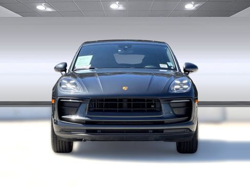 Used 2022 Porsche Macan AWD/4WD image 5