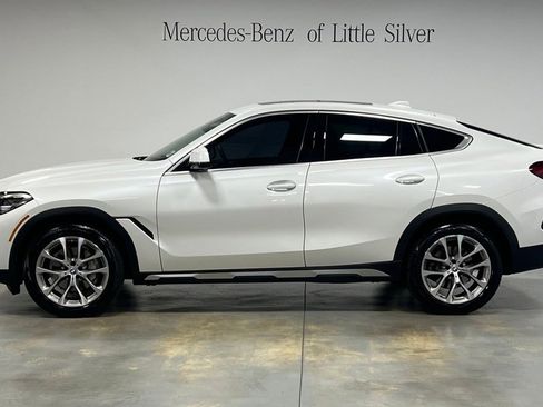 Used 2023 BMW X6 xDrive40i image 2