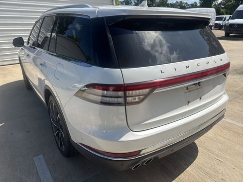 Used 2020 Lincoln Aviator Reserve w/ Equipment Group 201A RWD image 6