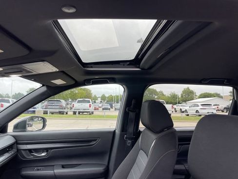 Used 2023 Honda CR-V Sport image 24