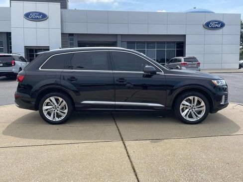 Used 2021 Audi Q7 2.0T Premium Plus AWD/4WD image 2
